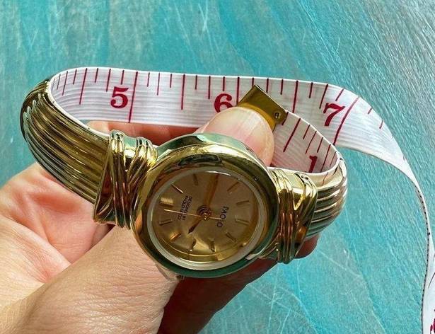 Gucci Paolo  Ladies Watch Yellow Gold Tone Bracelet and Dial Quartz NWOT