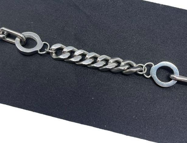 Vitaly “Gain” 7 Inch Stainless Steel Bracelet Streetwear Minimalist Silver