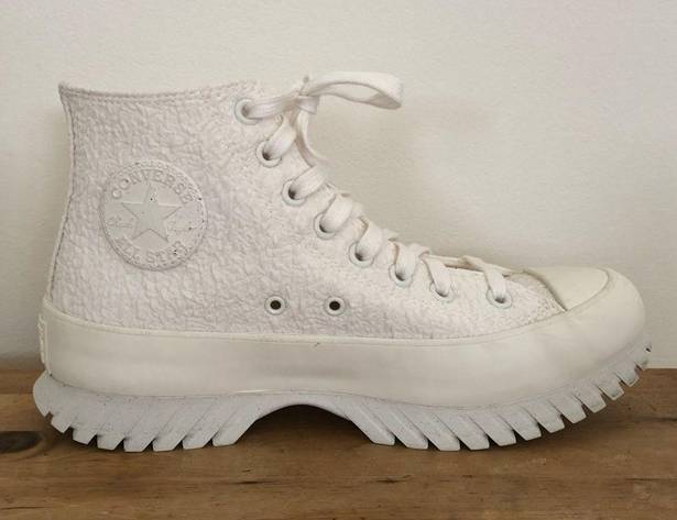 Converse  Chuck Taylor ALL STAR Lugged 2.0 High Top US Women’s size 9 Off White