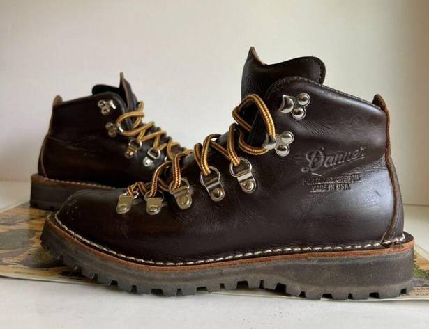 The Mountain Danner Light Brown Leather GORE-TEX Women's 6 USA Made Boots