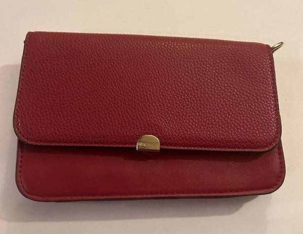 Nine West  pebbled vegan leather ladies clutch bag /wallet