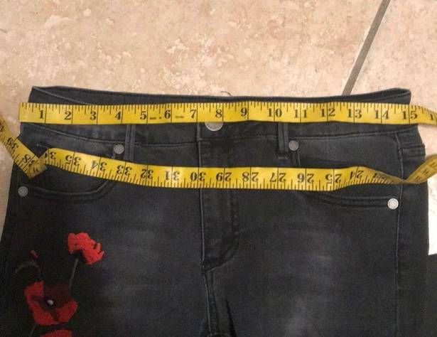 Romeo + Juliet Couture Romeo + Juliet Crop Skinny Jeans Size 30