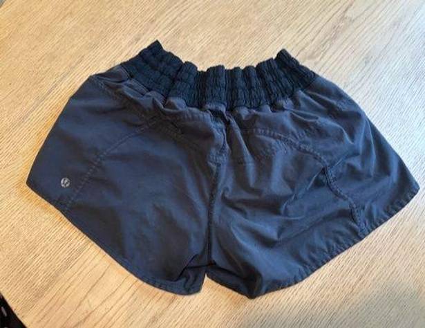 Lululemon  black shorts size 10