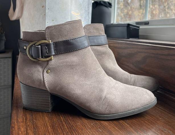 Unisa Heeled Booties 