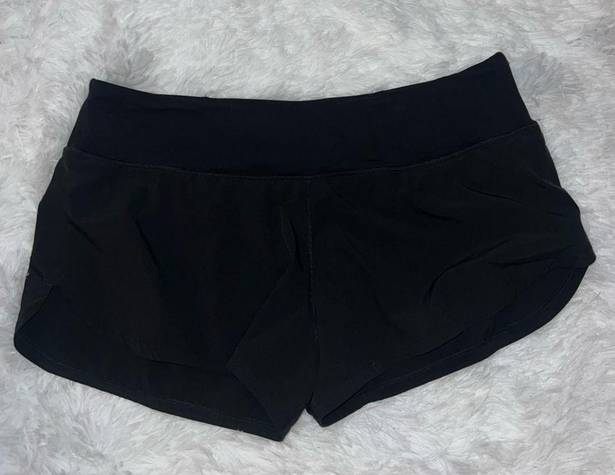 Vuori  Black Womens Athletic Running Shorts size Large Performance with Lining