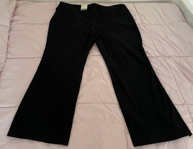 Style & Co NWT . Black Mid Rise Bootcut Cotton Blend Leggings, size 4XL