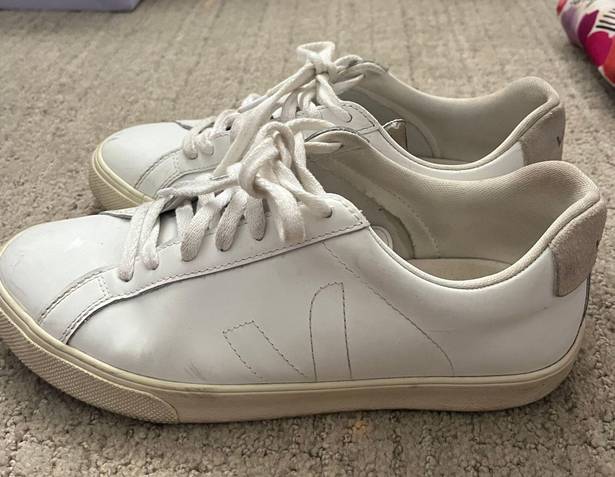 VEJA Sneakers