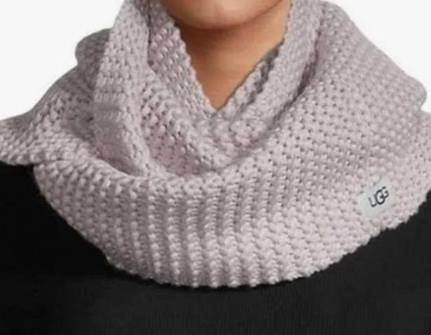 UGG  NWT chevron knit infinity Stearling Heather grey scarf