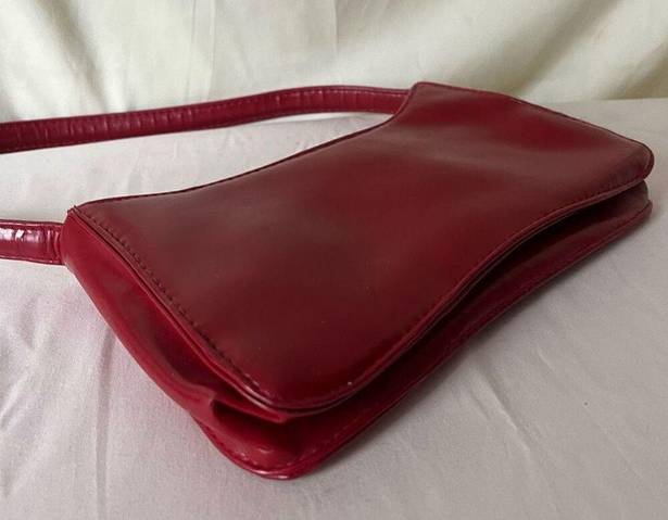 Vintage Y2K Leather Baguette Bag Purse Zip Closure Minimalist Cherry Red