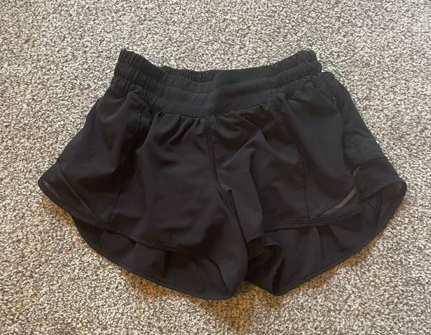 Lululemon Hotty Hot Short 2.5”