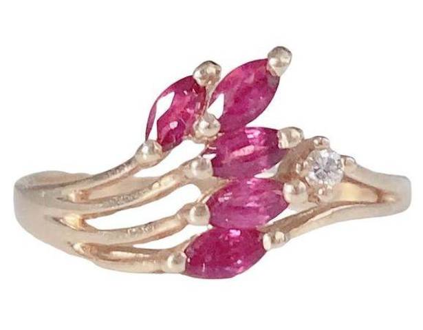 Ruby 14K YELLOW GOLD 5 MARQUISE SHAPE  RING SZ 5