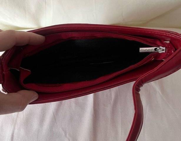 Vintage Y2K Leather Baguette Bag Purse Zip Closure Minimalist Cherry Red