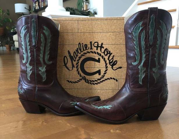 Charlie 1 Horse NWT  By Lucchese Walnut & turquoise boots in original box size 11