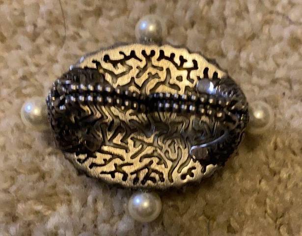 Gucci  velvet and faux Pearl Doppio Ring