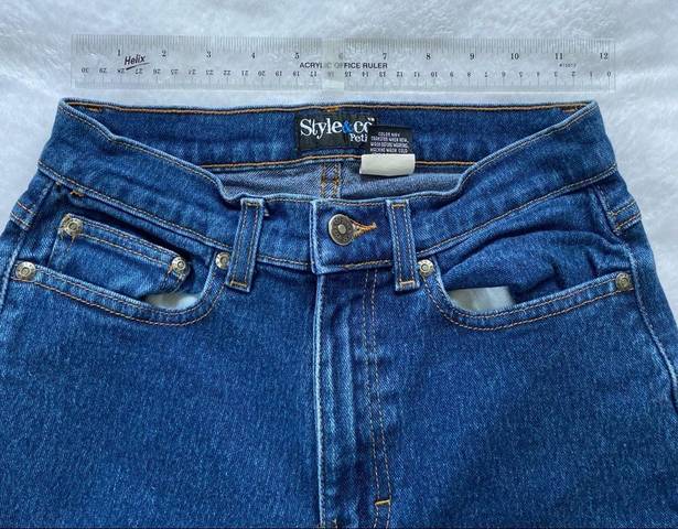 Style & Co Vintage  mom jeans high rise size 2 or waist size 25