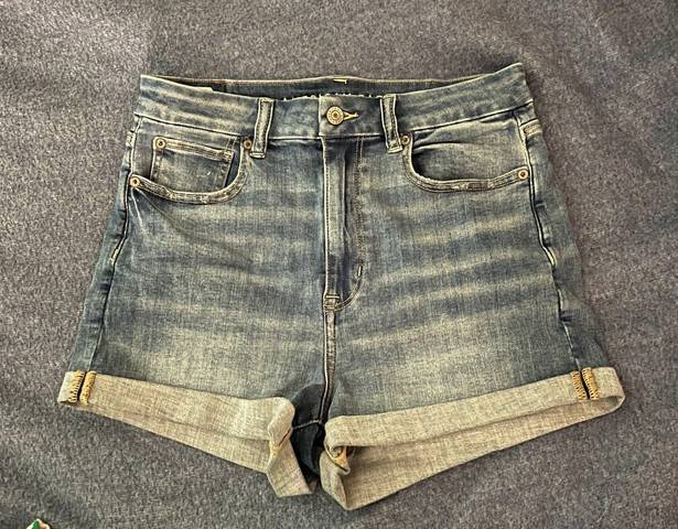 American Eagle Outfitters Highwaisted Shorts