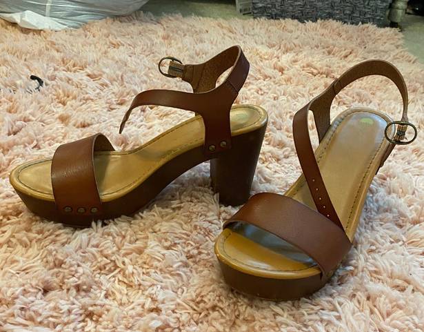 Big Buddha Brown Heels