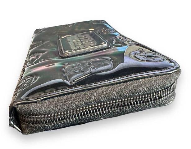 Star Wars Loungefly  Black Patent Embossed Wallet