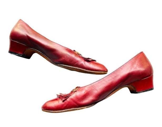 Salvatore Ferragamo Vintage  Red Leather Slip On Dress Shoes With Tassle Fringe S