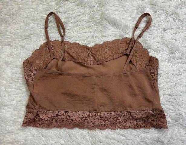 Brandy Melville Dionne Cropped Camisole Tank Satin Lace Beige