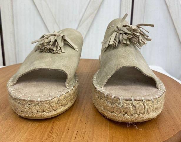 Seven Dials  Wendelle Faux Suede Tasseled Espadrille Slide Sandal Stone Beige 11