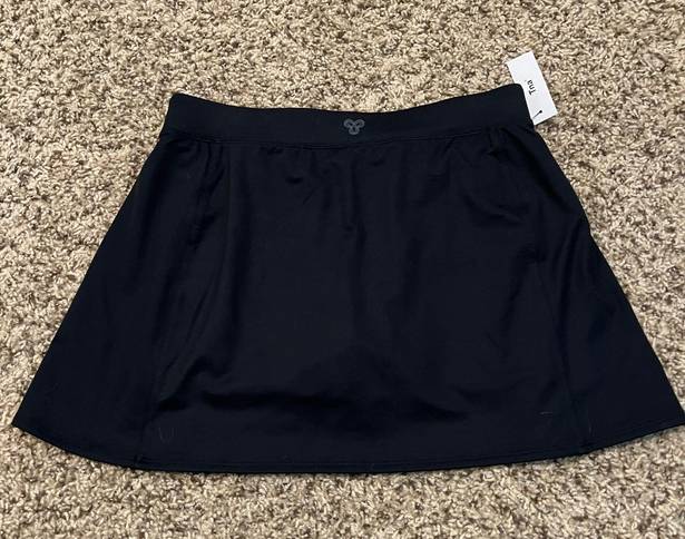 Aritzia TnAction Triumph Active Mini Skort