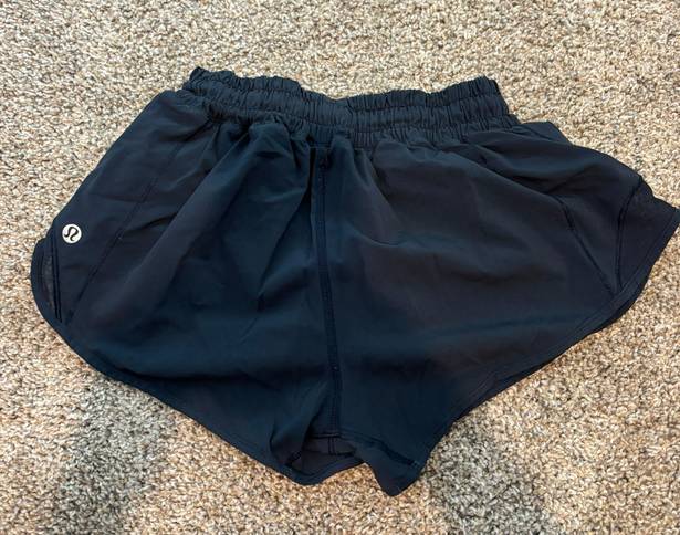 Lululemon Hotty Hot Short 2.5”