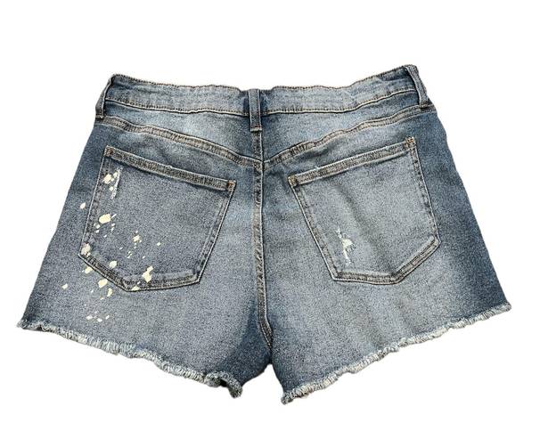 No Bo  HIGH RISE DISTRESSED SHORTS