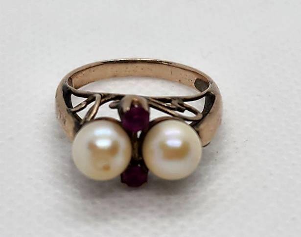 Ruby Vintage Gold Genuine Pearl &  Ring (5.25)