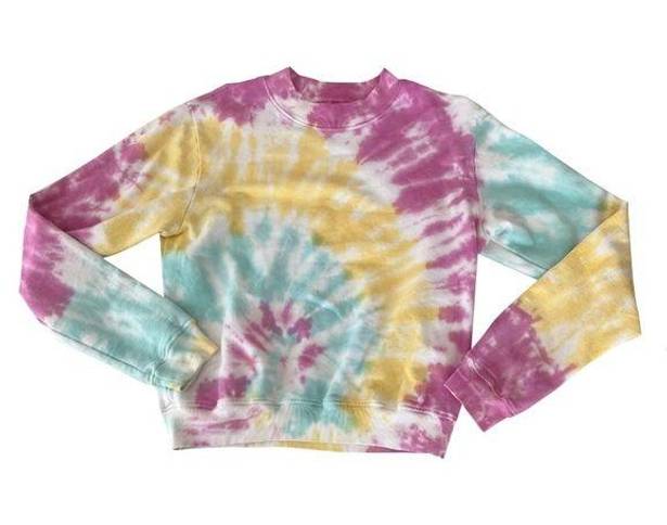 Strut this  Tie Dye Sweatshirt