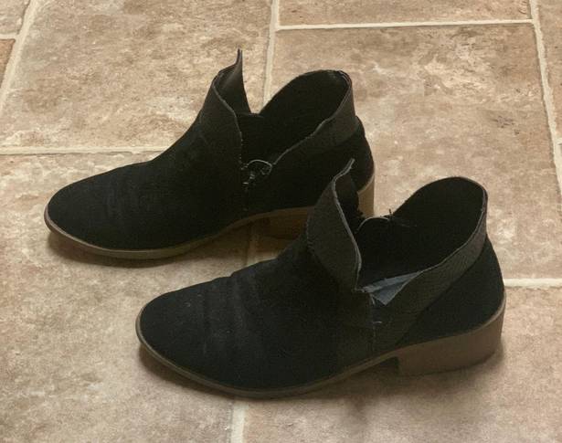 American Eagle Black Booties