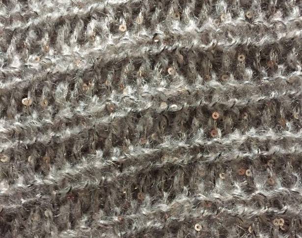 H&M  Brown Chunky Cable Knit Circle Infinity Winter Scarf EUC