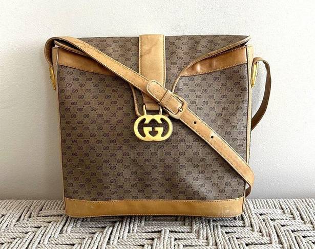 Gucci Vintage  Micro GG Sherry Line Leather Shoulder Bag