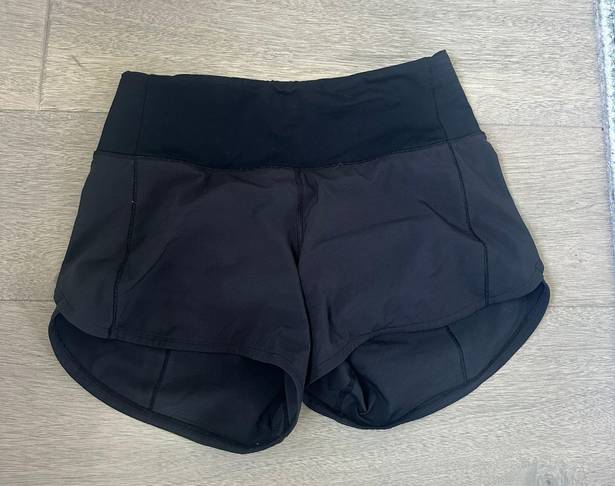 Lululemon Hotty Hot Shorts 4”