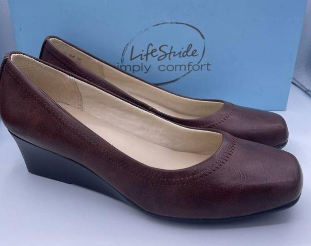 Life Stride leather brown wedges women Size 6.5M