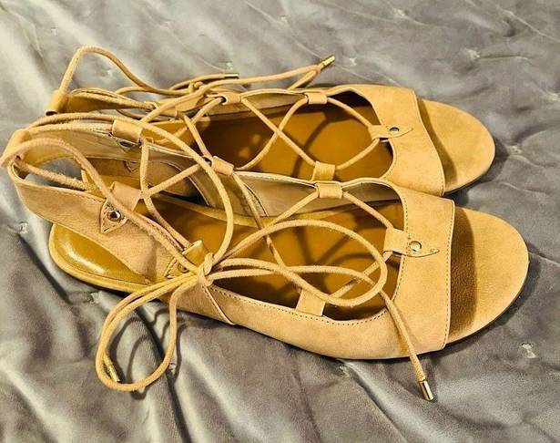 Indigo rd. Gadiva Lace Up Gladiator Sandal Flats Faux Suede Tan 8.5 M