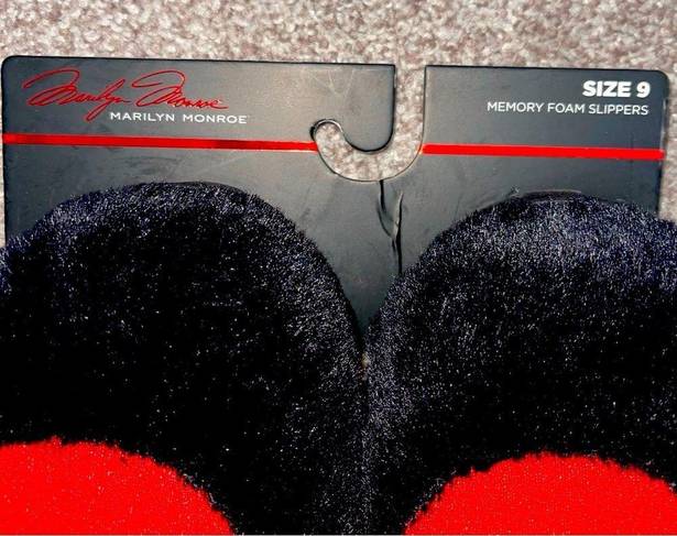 Marilyn Monroe New  Women’s Black Red Faux Fur Slide Slippers Size 9