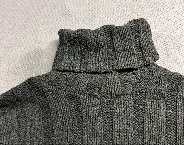 Pretty Little Thing PrettyLittleThings Gray Chunky Knit Turtleneck Oversized Sweater Size Medium EUC