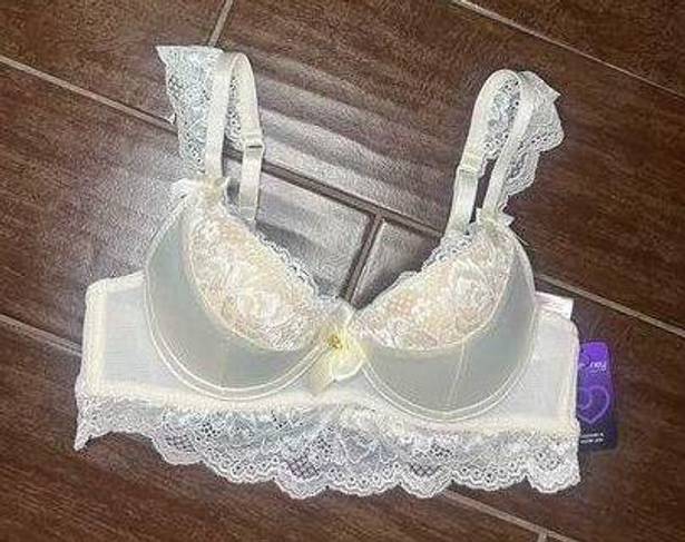 Cherish Love Honey “ Me” Ivory lace bra sz small