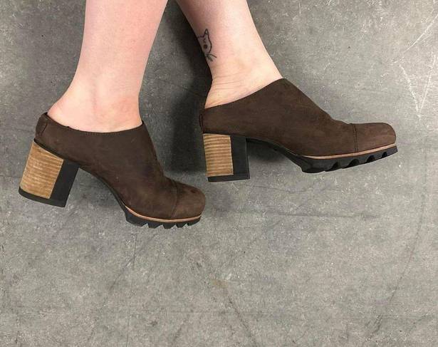 Sorel  Brown Addington Mules Slip On Clogs