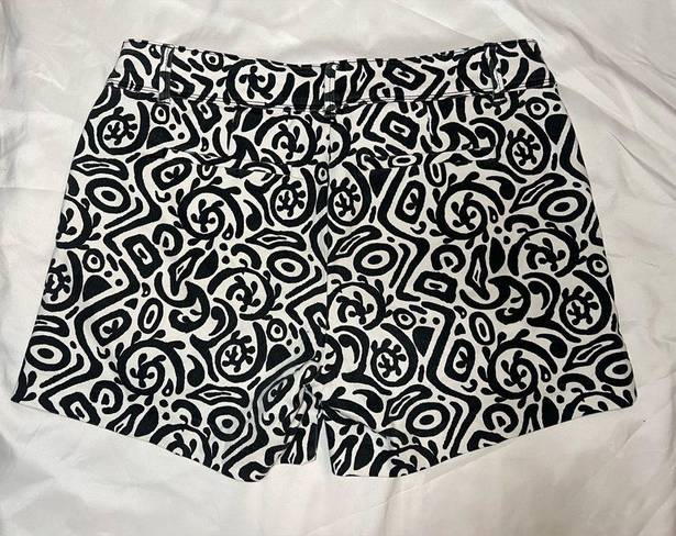 Isaac Mizrahi  Black and White Pattern Shorts