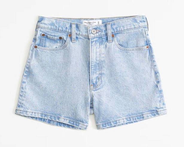 Abercrombie & Fitch Abercrombie Curve Love Mom Shorts