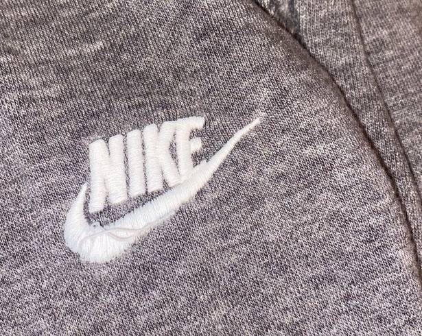 Nike  Sweatpants