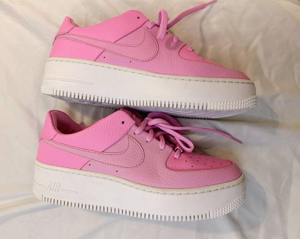 Nike Air Force 1 Sage Low Psychic Pink