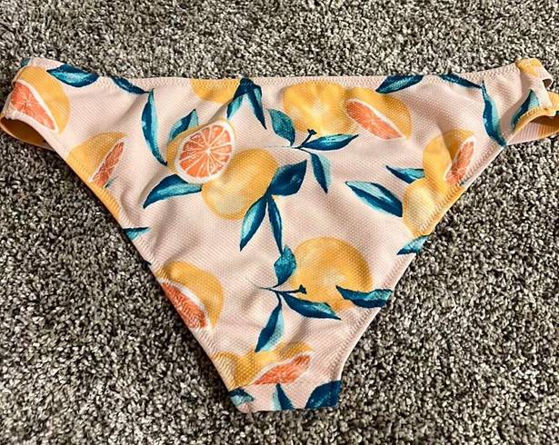 Shade & Shore  bathing suit bottoms 