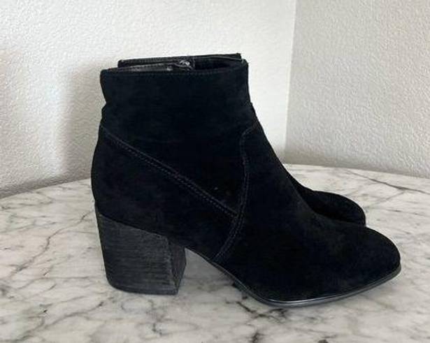 Blondo  Womens Sondra Ankle Boots Booties Size 9 M Black Suede Stacked Heel