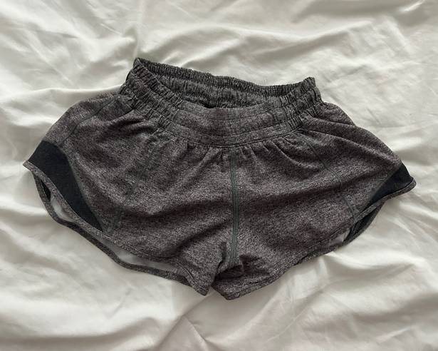 Lululemon Hotty Hot Short 2.5”