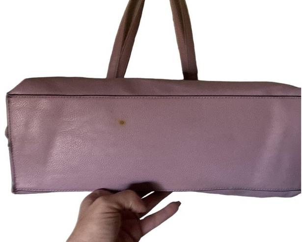 Nine West  | LARGE TOTE / SATCHEL LAVENDER WITH CHAIN DETAIL ON FRONT POCKET