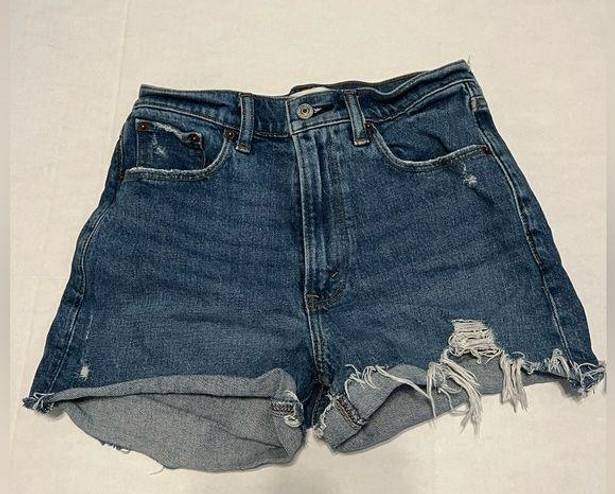 Abercrombie & Fitch  4" Mom shorts high rise size 00