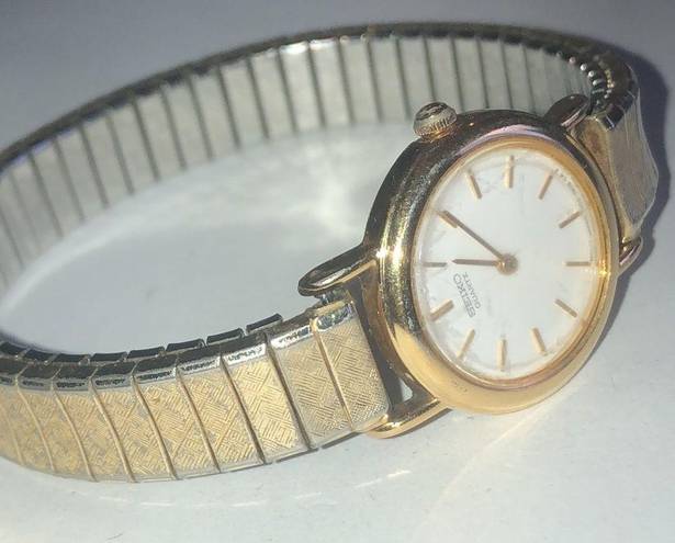 Seiko  Vintage Gold Tone Stretchy Speidel Band Retro Wristwatch Watch NEW BATTERY